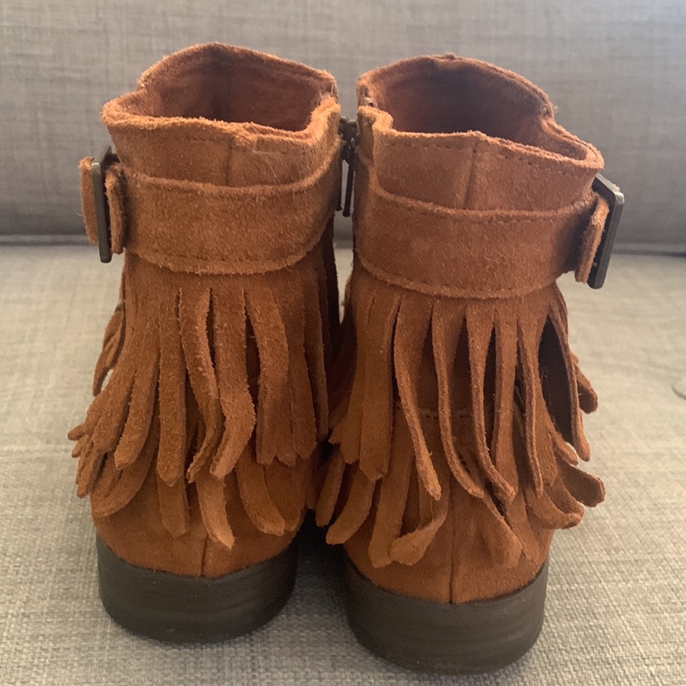 Minnetonka Size 6 Booties. New Without A Box - image 3
